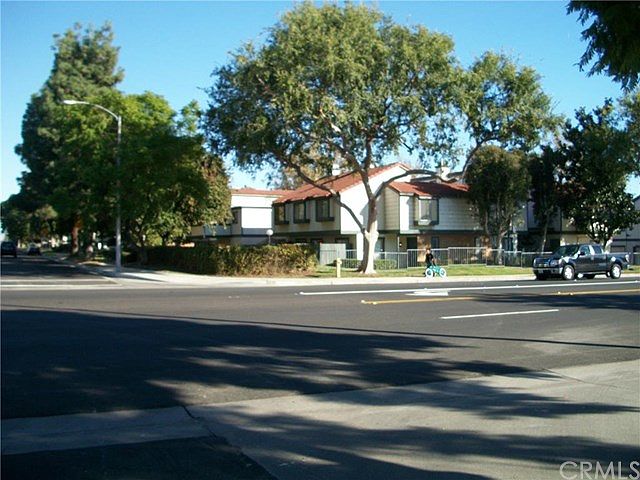 1st image of 2001 S Campus Ave APT D