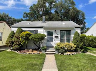 649 E Harwood Ave, Madison Heights, MI 48071