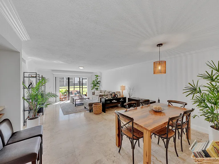 359 Lakeview Dr #102 — Photo 15