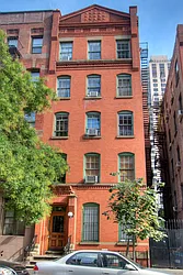 339 East 88th Street in Yorkville