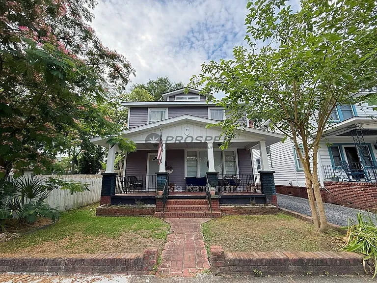 53 Cypress St #B — Photo 1