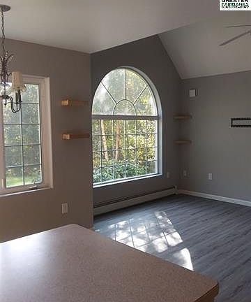 3rd image of 1285 W Chena Hills Dr