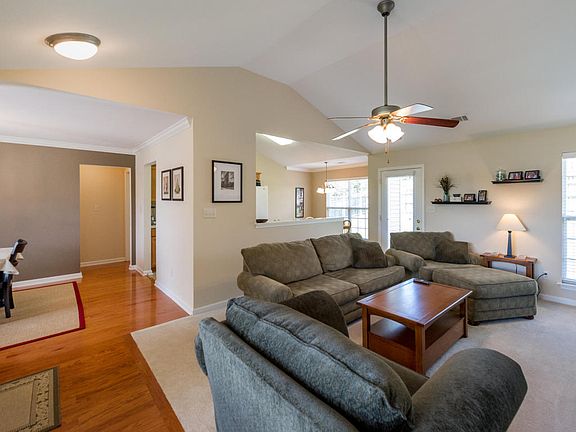 4th image of 6211 McMillan Creek Dr