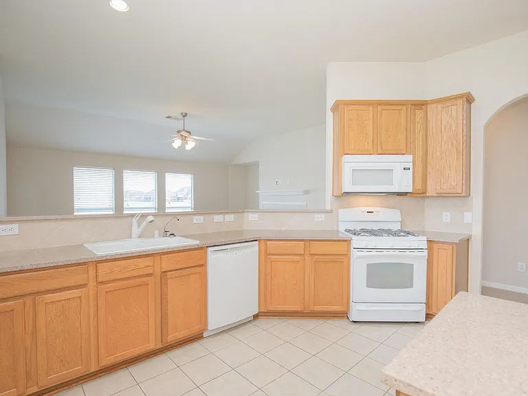 835 Aqua Vista Ln — Photo 21