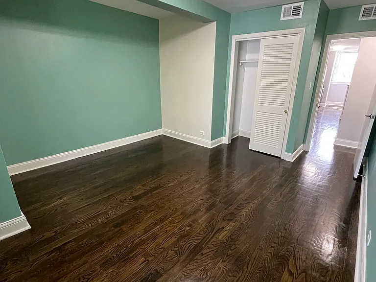 916 W Fullerton Ave #3 — Photo 8