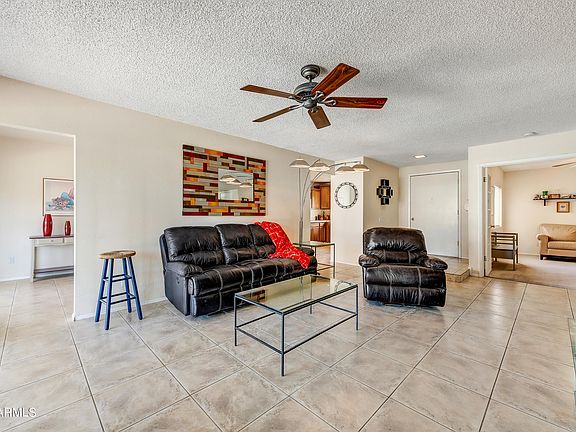 4th image of 1522 E SOUTHSHORE Drive