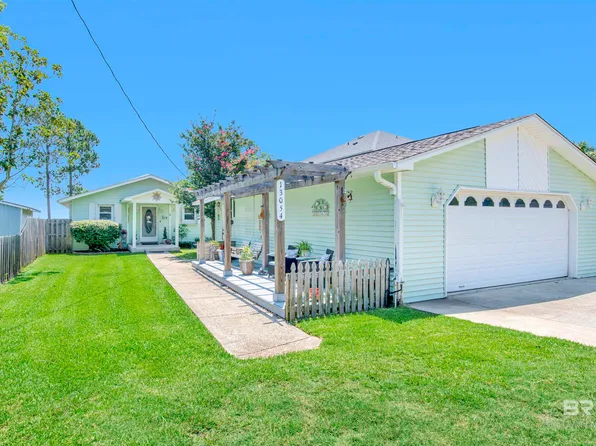 13054 3rd St, Lillian, AL 36549