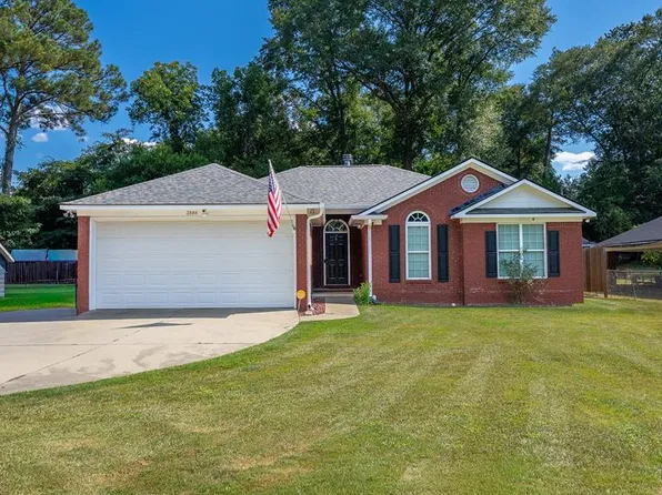 3886 Mulberry Dr, Columbus, GA 31907