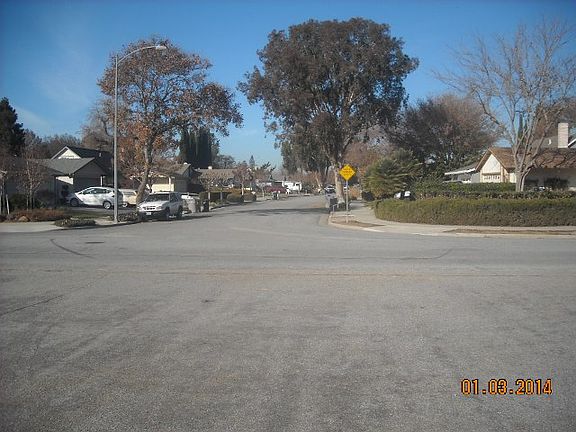 4th image of 56 Avenida Grande