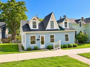 640 W 11th St, Dubuque, IA 52001
