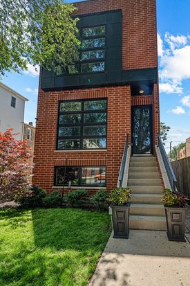 1644 N Washtenaw Ave, Chicago, IL 60647