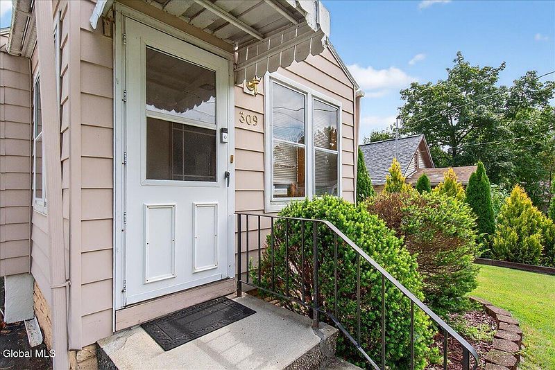2nd image of 309 Pleasant Street