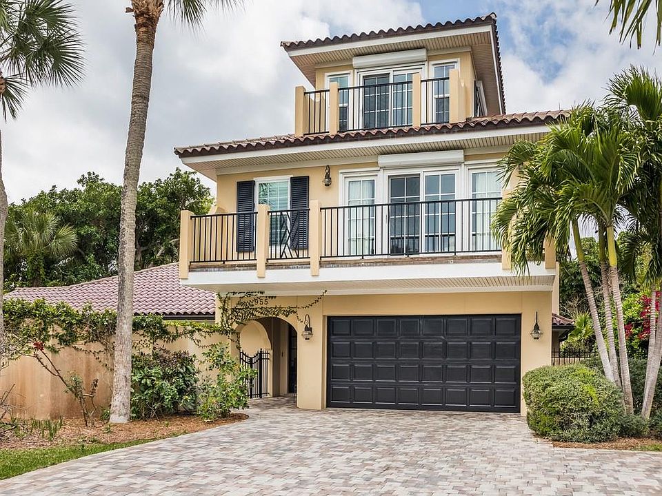 1st image of 955 Treasure Ln