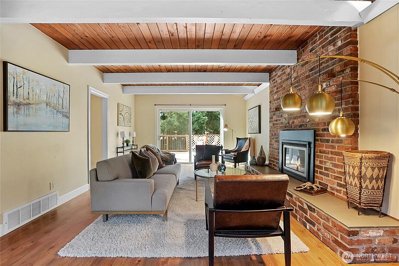 4th image of 8003 NE 203rd Street