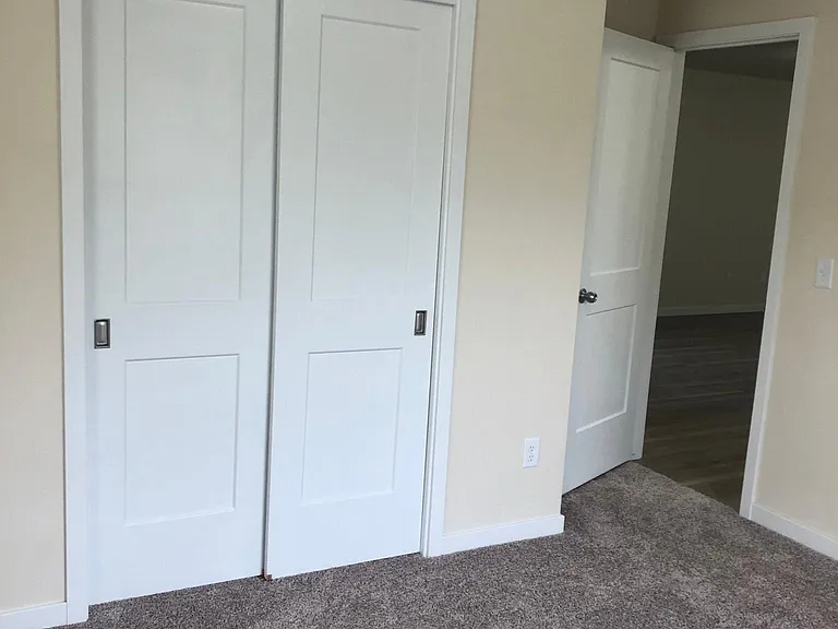101 Fairfield St — Photo 17