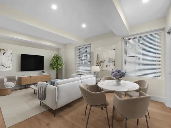 150 West 51st Street 1601 image 2 of 9