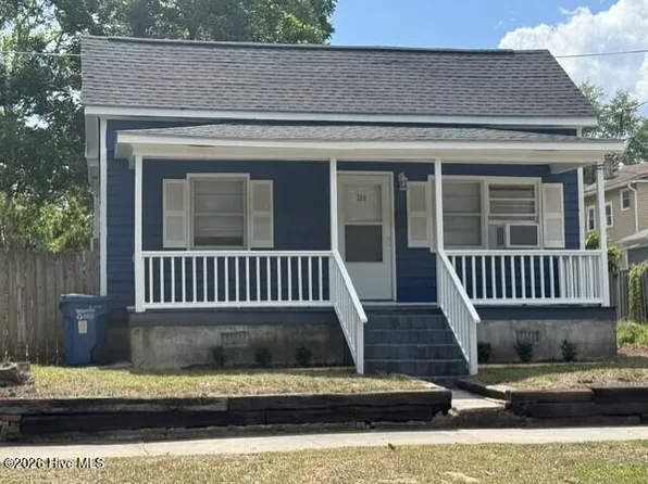 208 S 9th Street, Wilmington, NC 28401