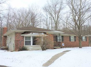 3110 Springbrook Dr, Lambertville, MI 48144