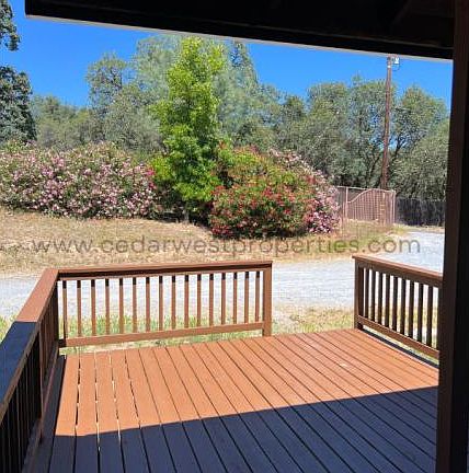 3rd image of 3120 Oak Knoll Rd