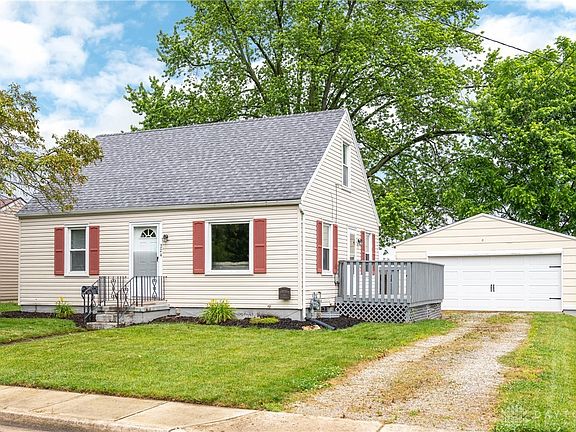 3rd image of 224 Locust Ln