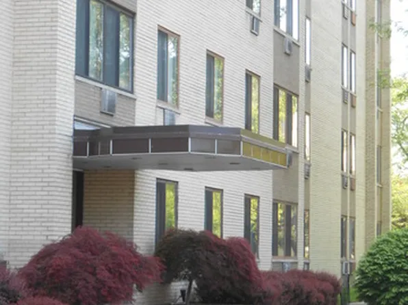 9740 S Pulaski Rd APT 306, Oak Lawn, IL 60453