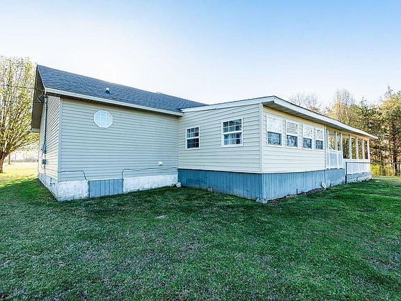 2nd image of 430 County Road 796