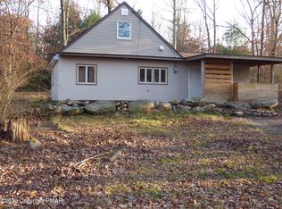 168 Merry Hill Rd, Cresco, PA 18326