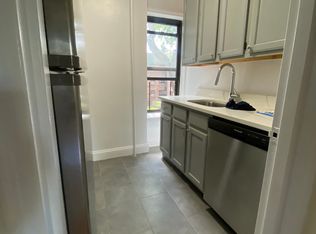 19-06 Ditmars Blvd #2, Astoria, NY 11105