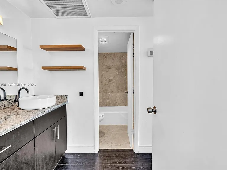 500 Bayview Dr #228 — Photo 20