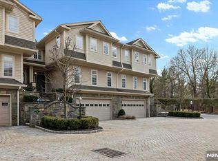 3 Kensington Ct, Tenafly, NJ 07670