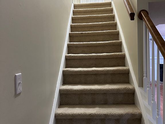 4th image of 2901 E Sussex St