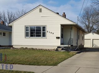 2309 W 2nd St, Sioux City, IA 51103