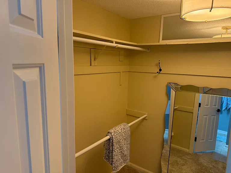 5818 N Fortville Pike — Photo 13