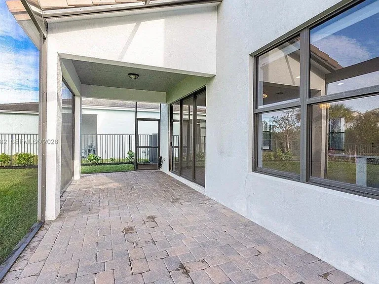 5485 Starfish Rd — Photo 32