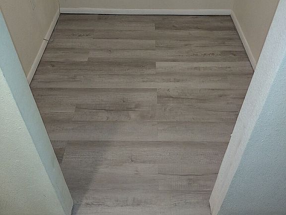 5th image of 701 S Madison Ave APT 220