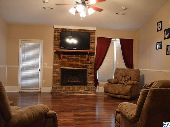 4th image of 2108 Bel Aire Dr SW