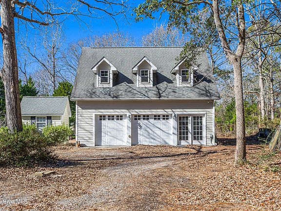 3rd image of 634 Byrnes Way SE
