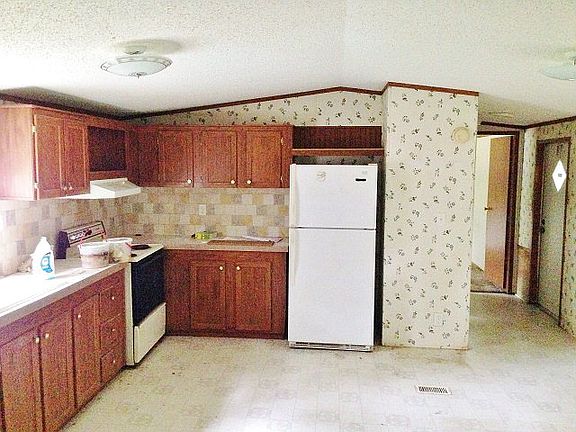 2nd image of 6331 Arrowood Dr