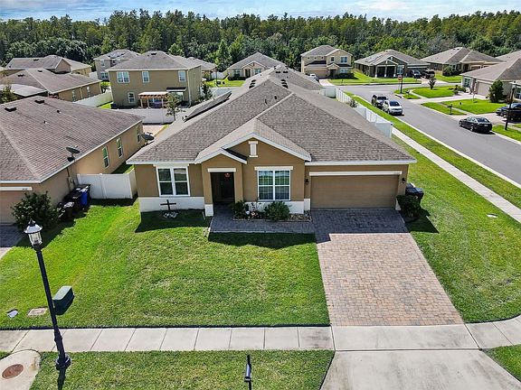 2nd image of 3500 Hook Bill Dr