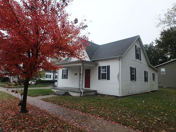 2nd image of 215 N Lincoln Ave