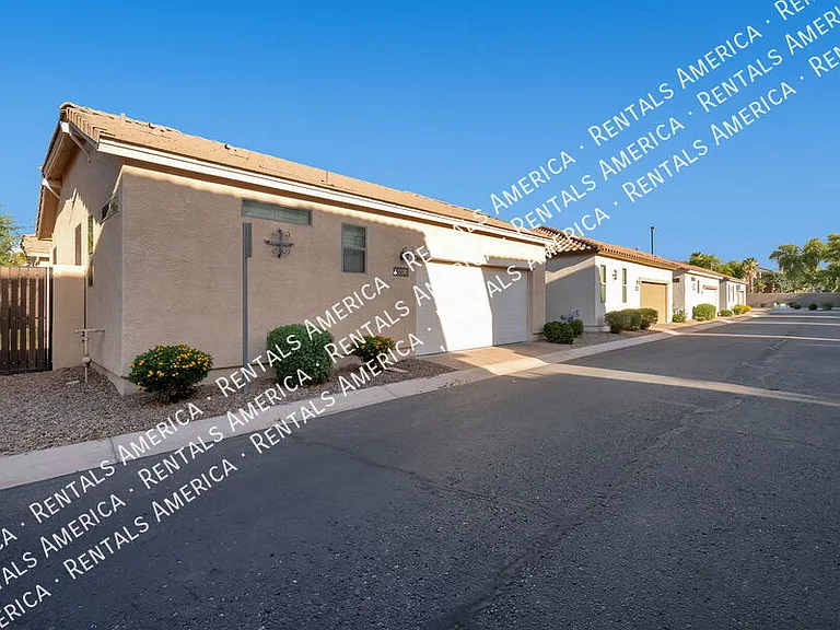 3863 S Verbena Ave — Photo 4