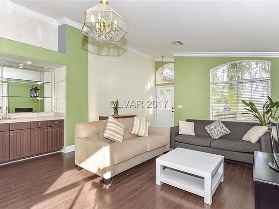5th image of 940 Rainbow Rock St
