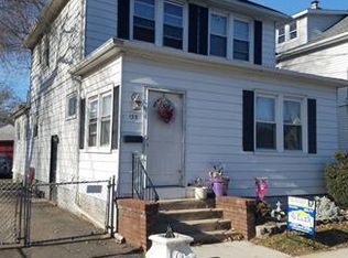 133 Edgar St, Carteret, NJ 07008
