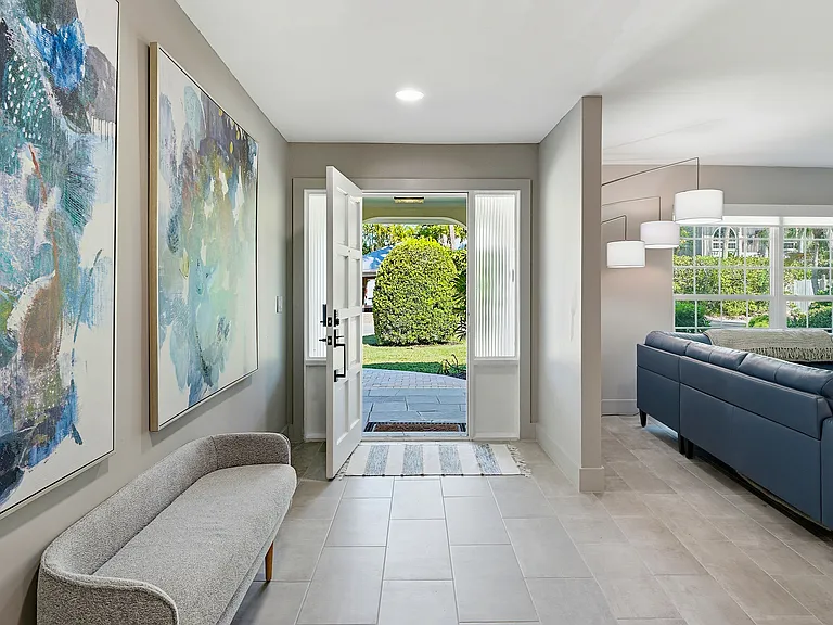 1555 Wyn Cove Dr — Photo 4