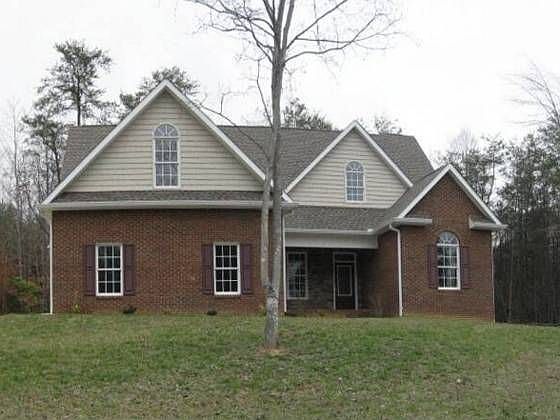 1st image of 3006 Wildwood Cir