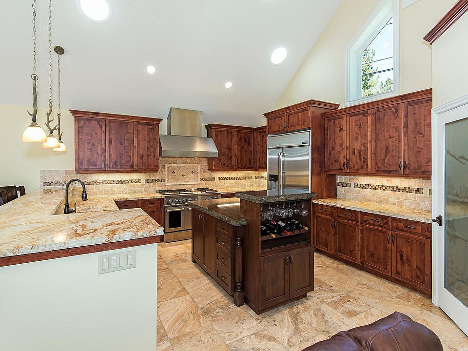 Gourmet Kitchen