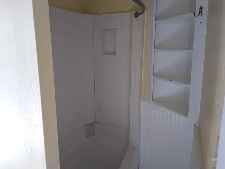 5 Elm St #B — Photo 3