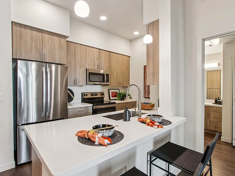 DC Heights Apartments — Photo 59