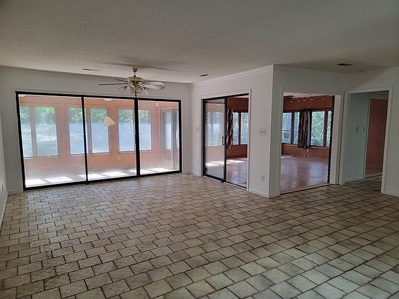 4th image of 124 University Circle