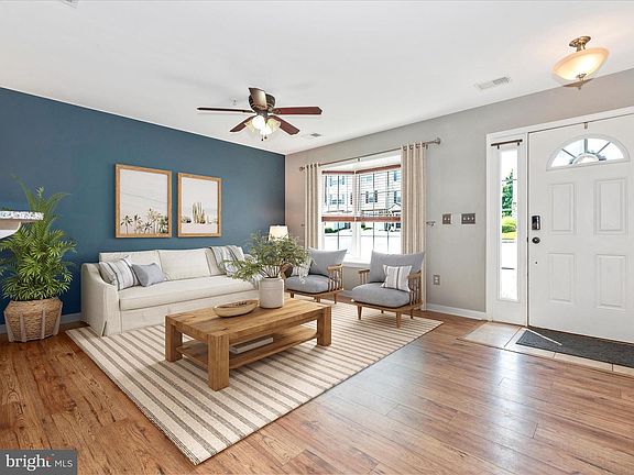 3rd image of 1900 Lennox Dr Unit 41